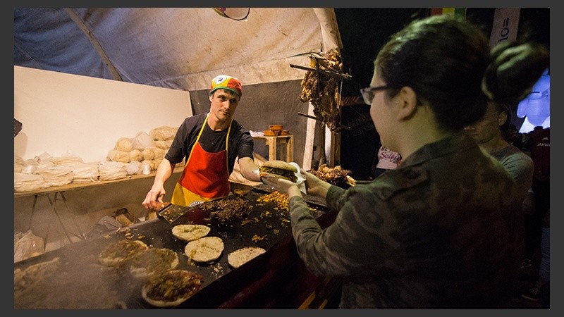 Postales del primer día de Colectividades 2017. 