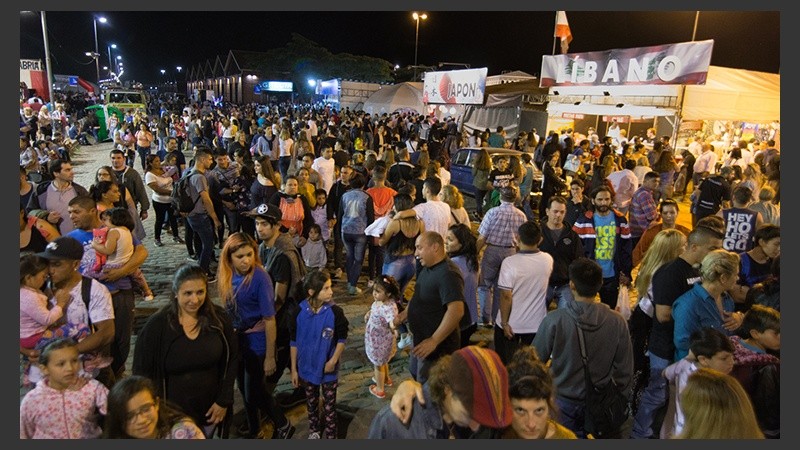 Masiva concurrencia del primer al último día de Colectividades 2017. 