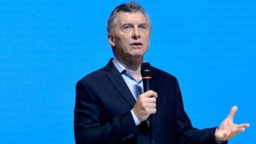 La medida fue tomada en la antesala de las paritarias con gremios docentes.