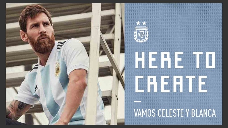 La portada del sitio web de la marca de las tres tiras.