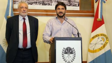 El ministro de Seguridad dio una conferencia de prensa en Santa Fe.