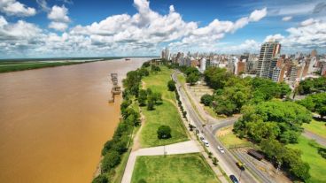 Si querés sentirte un verdadero turista en tu ciudad, podés sumarte a alguna de las propuestas de los hoteles en Rosario.