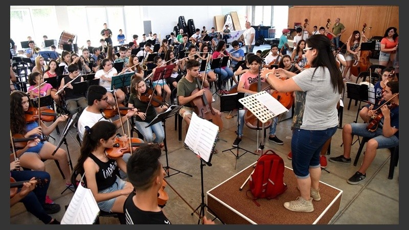 Las orquestas en el ensayo del viernes.