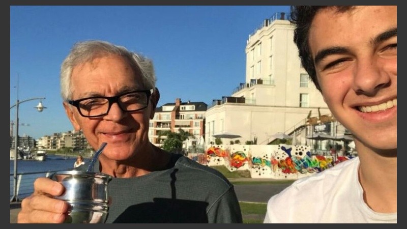 Eduardo Constantini, dueño de Nordelta, junto a su hijo.