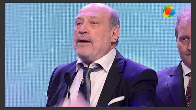 Leuco mientras pronunciaba el discurso.