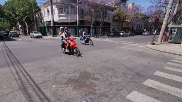 La esquina de Salta y Ovidio Lagos donde ocurrio el siniestro fatal.