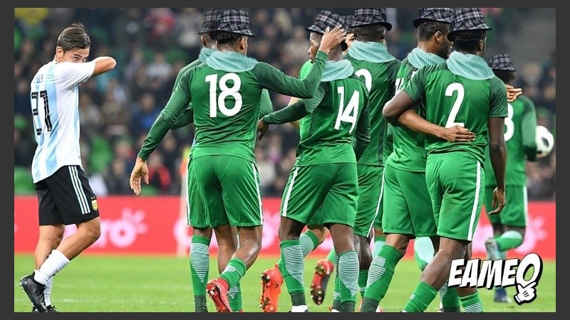 El Negro del WhatsApp se coló en los memes de la derrota argentina. 