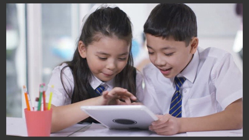 Se debe fomentar el trabajo conjunto de niños y niñas en el aula.