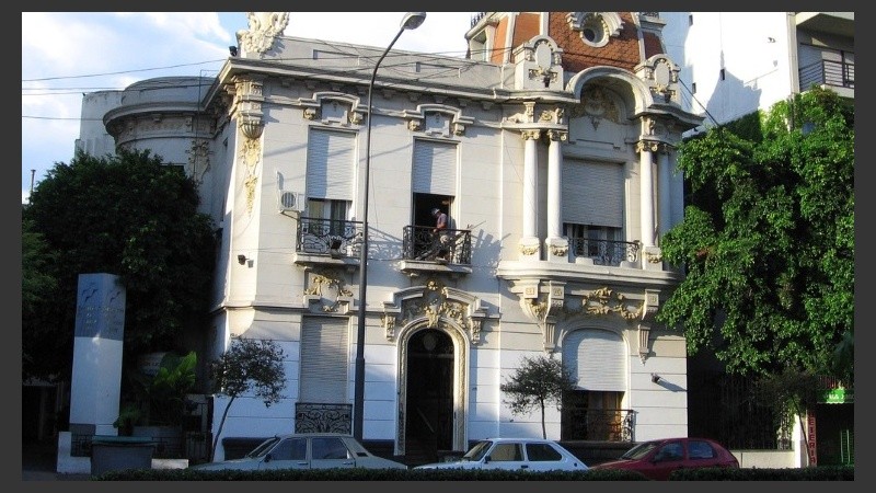 El sanatorio de Pellegrini y Entre Ríos.
