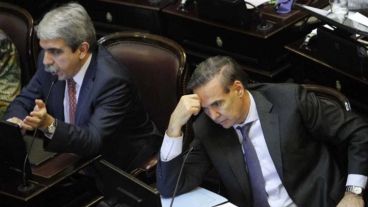 Pichetto y Aníbal Fernández fueron a visitar a De Vido.