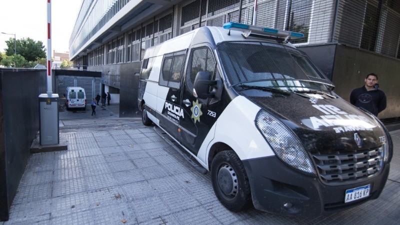 El ingreso al subsuelo del Centro de Justicia Penal.