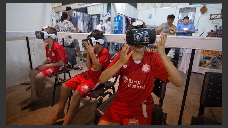 Cultura Más Vos presente en la feria.