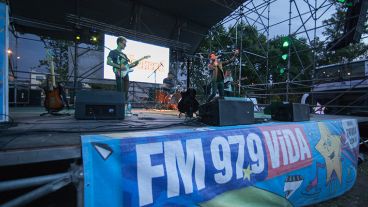 Cristian Amado, uno de los artistas que dio un show este jueves en la feria.