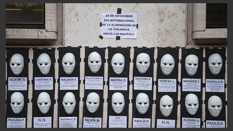 La intervención en las paredes de Tribunales.