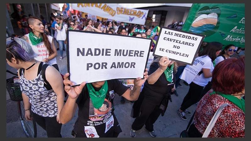 La movilización avanzó por el centro de la ciudad.