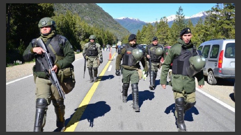Prefectura disparó con balas de plomo contra los integrantes de la comunidad mapuche.