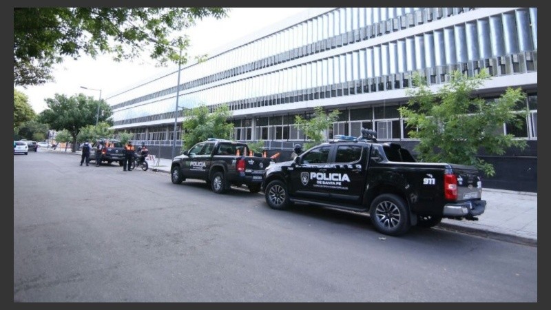 Otra jornada intensa en el nuevo complejo de la Justicia federal.