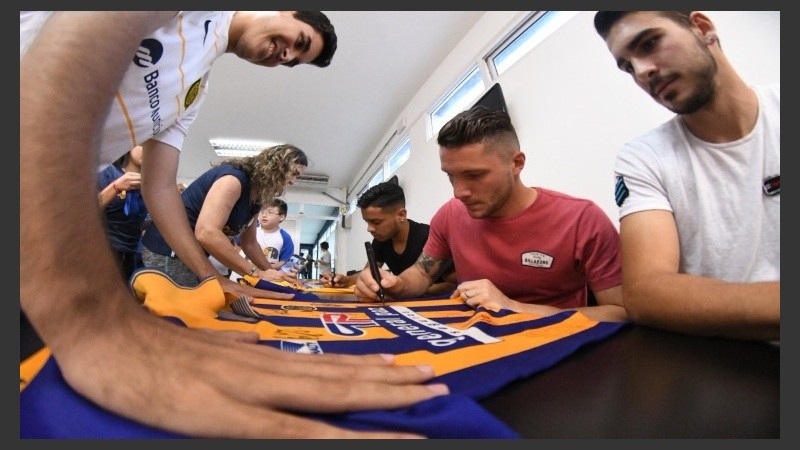 Los jugadores en la actividad de este martes.