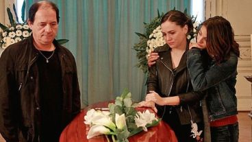 ¿Que pasará finalmente? ¿Luisa dejará todo por Prat o cumplirá con su beca?