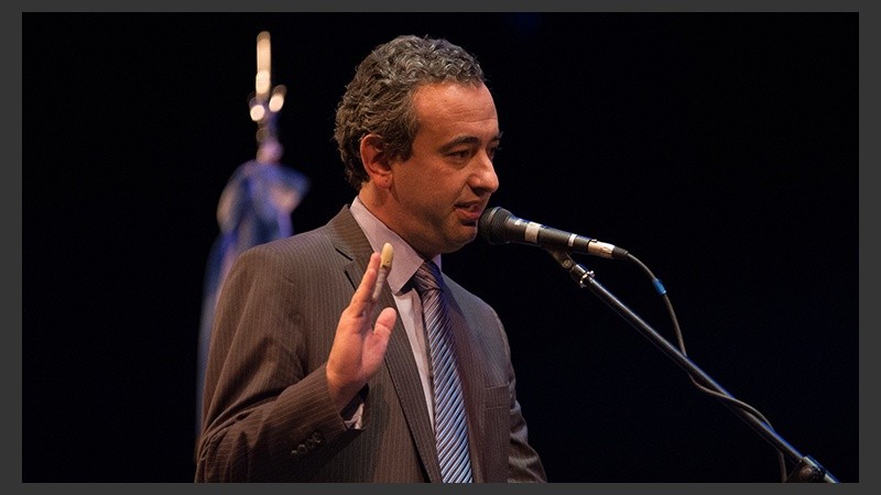 Postales de la jura de los concejales electos en el teatro La Comedia. (Alan Monzón/Rosario3.com)