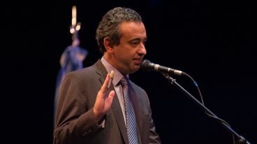 Postales de la jura de los concejales electos en el teatro La Comedia. (Alan Monzón/Rosario3.com)