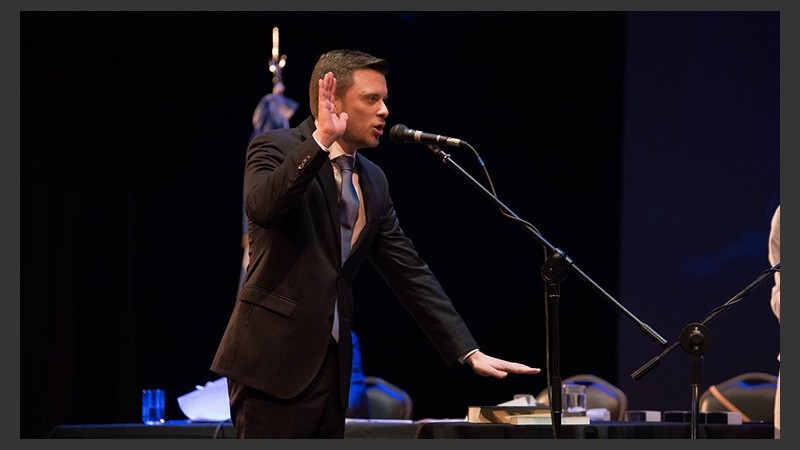 Postales de la jura de los concejales electos en el teatro La Comedia. (Alan Monzón/Rosario3.com)