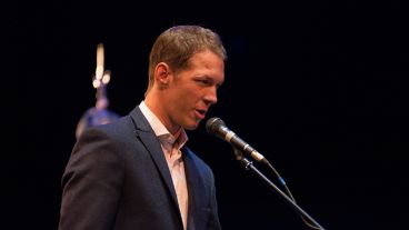 Postales de la jura de los concejales electos en el teatro La Comedia. (Alan Monzón/Rosario3.com)