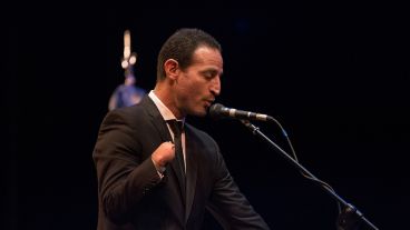 Postales de la jura de los concejales electos en el teatro La Comedia. (Alan Monzón/Rosario3.com)