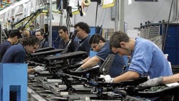 Un tercio de los trabajadores está en negro en el país.