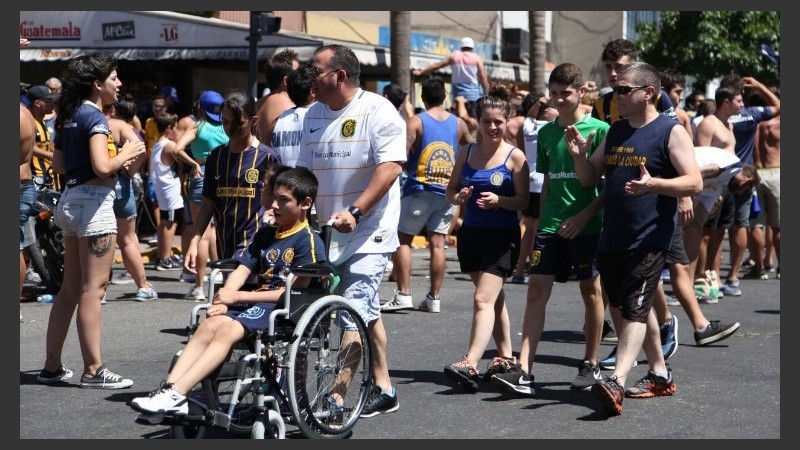 Otro clásico rosarino sólo con parcialidad local.