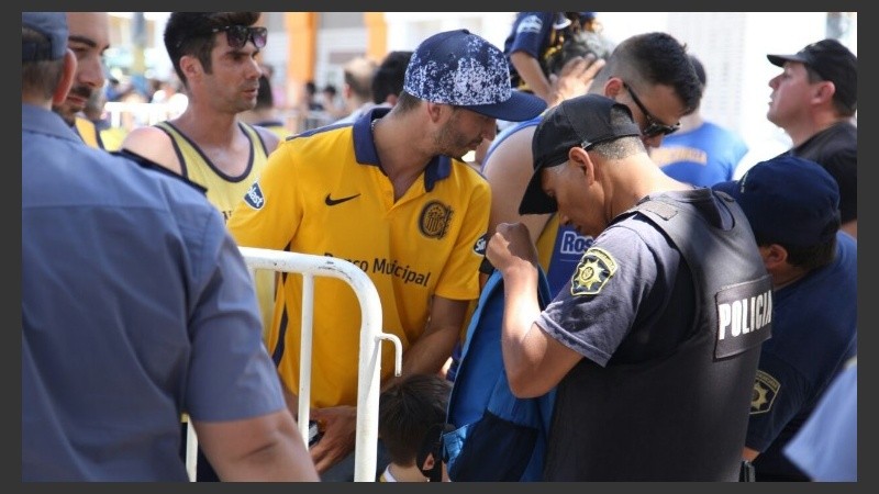 Otro clásico rosarino sólo con parcialidad local.