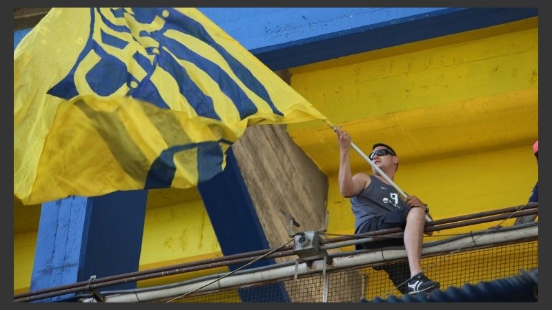 Otro clásico rosarino sólo con parcialidad local.