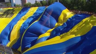 La bandera mide 500 metros de largo por 40 de ancho.