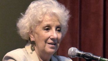 "De ninguna manera queremos domiciliaria para los genocidas por el coronavirus", dijo Estela de Carlotto.