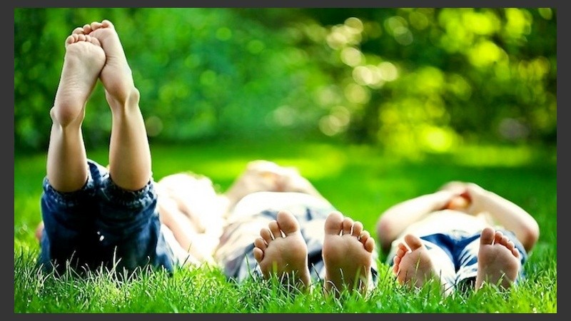 Hay que cuidarse de la deshidratación y de las quemaduras solares.