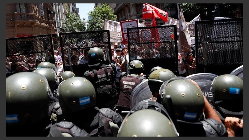 900 gendarmes participaron del operativo.