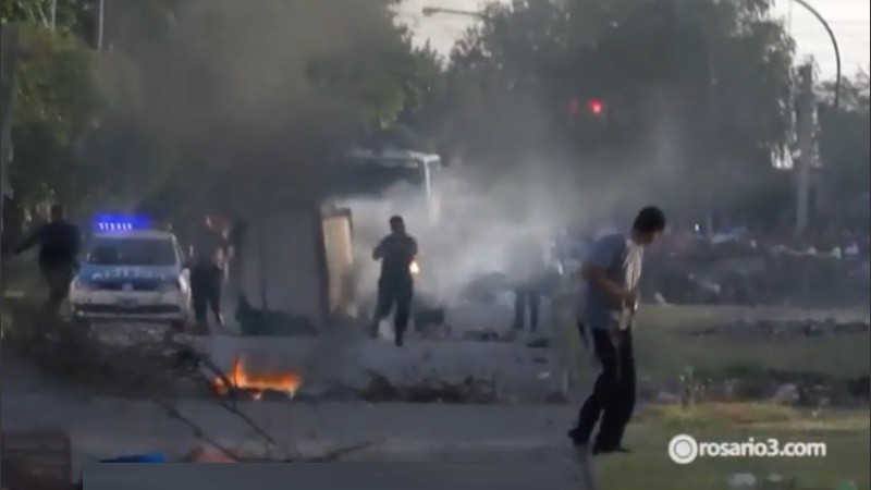 Hubo incidentes en las zonas sur y suroeste de la ciudad este lunes a la noche.