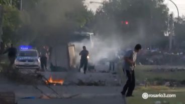 Hubo incidentes en las zonas sur y suroeste de la ciudad este lunes a la noche.