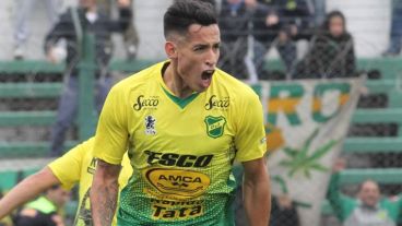 Márquez juega en Defensa.