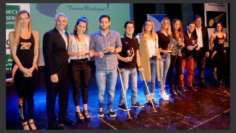 Los olímpicos rosarinos, con sus distinciones.