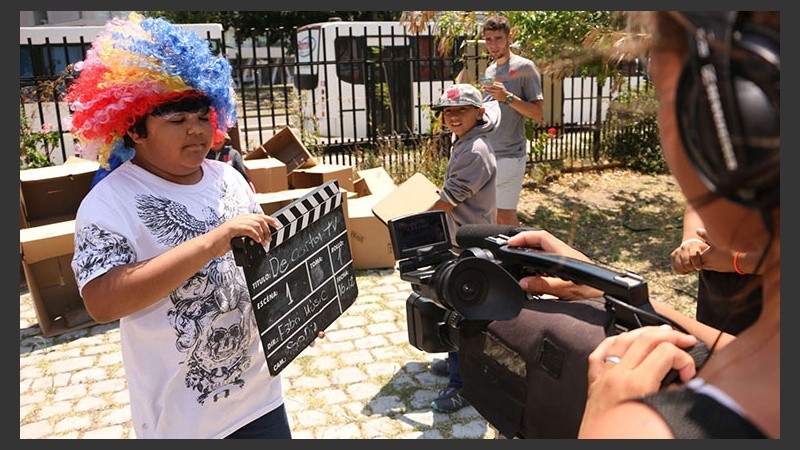 El trabajo constó de ocho estaciones de un viaje itinerante y experimental por el universo de las imágenes.