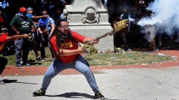 Romero fue precandidato a diputado nacional por el Frente de Izquierda en Santa Fe.