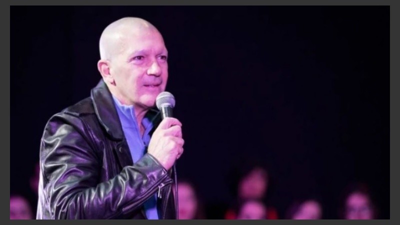 El nuevo look de Antonio Banderas.