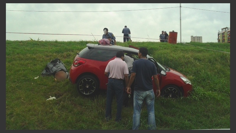 Medina y Castelli fueron acribillados de 18 balazos cuando circulaban en un Citroën DS3 rojo.