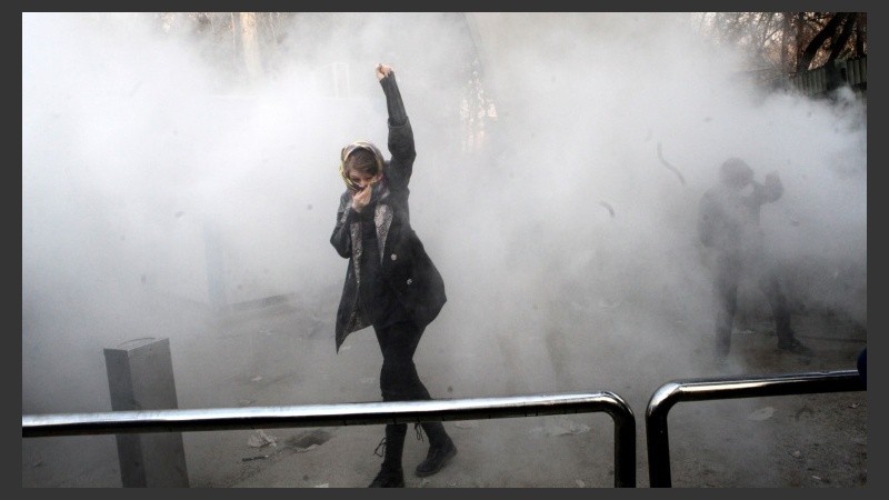 Los disturbios comenzaron el último jueves en la ciudad de Mashaden y se extendieron a otras localidades hasta llegar a Teherán, la capital iraní.