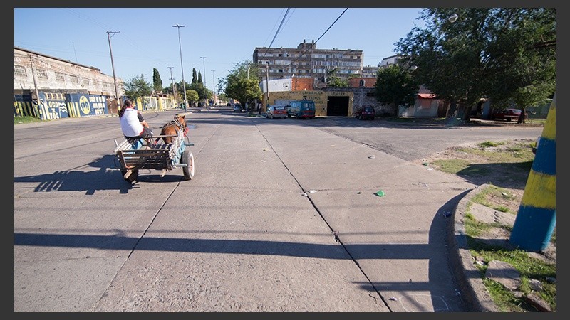 Seguí y Grandoli este martes temprano, donde anoche se produjo un doble crimen.