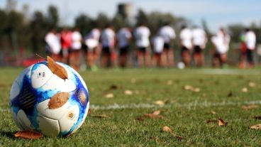 Los planteles rosarinos vuelven al trabajo.