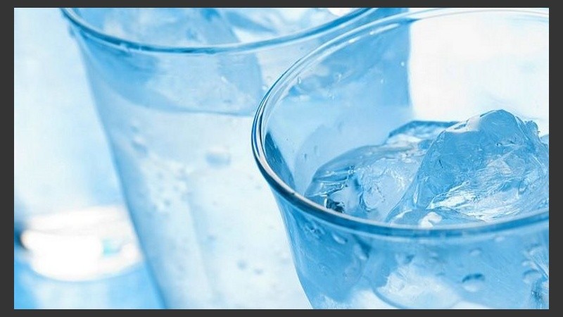 Un vaso de agua fría contra el calor.