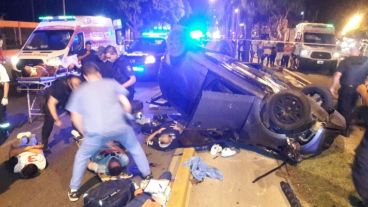 La impactante escena después de la persecución y el vuelco.