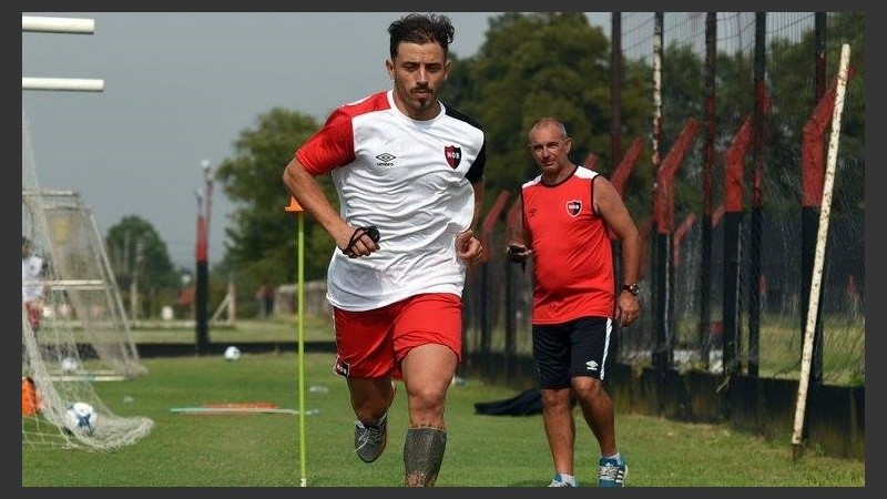 Hernán se pone a punto.